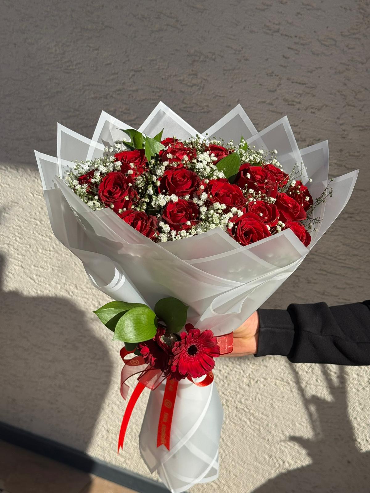 41 KIRMIZI GÜL